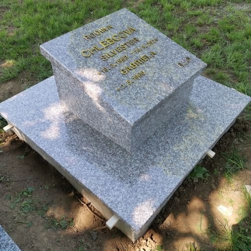 Urnový hrob zo žuly kamenárstvo Pribina Nitra